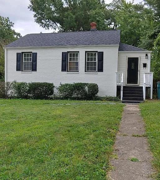 1319 Orchard Rd — Photo 2