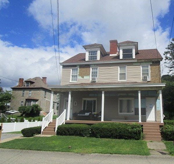 1st image of 22 Perry St