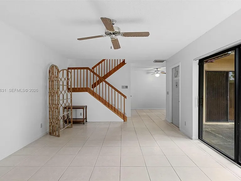 713 NW 99th Cir — Photo 4