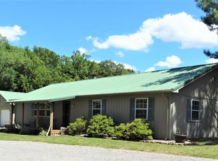 18043 Shed Church Rd, Marion, IL 62959