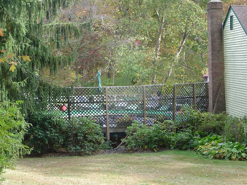2nd image of 26 Norwill Dr