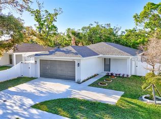 1422 19th St, Sarasota, FL 34234