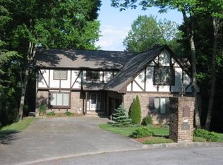 1032 Sheringham Ct, Kingsport, TN 37660