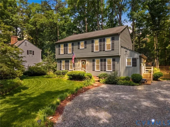 3307 Fox Chase Dr, Midlothian, VA 23112