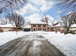 3 Sheffield Ln, Lima, OH 45805