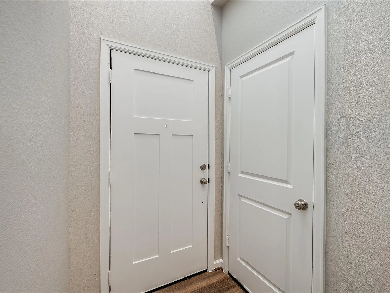 2 bed, 2.0 bath, 1125 sqft, $1,595 — Photo 3