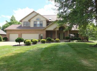 1324 Ashwood Rd, Akron, OH 44312