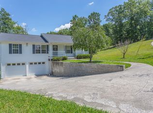 4122 W Parliment Dr, Cohutta, GA 30710