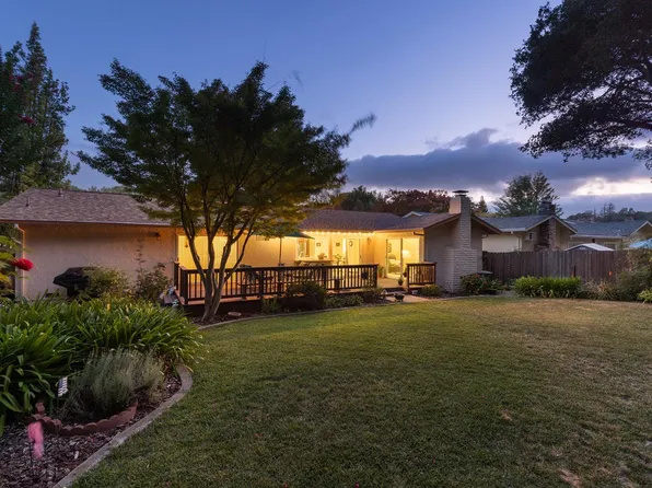 2642 W Pueblo Avenue, Napa, CA 94558