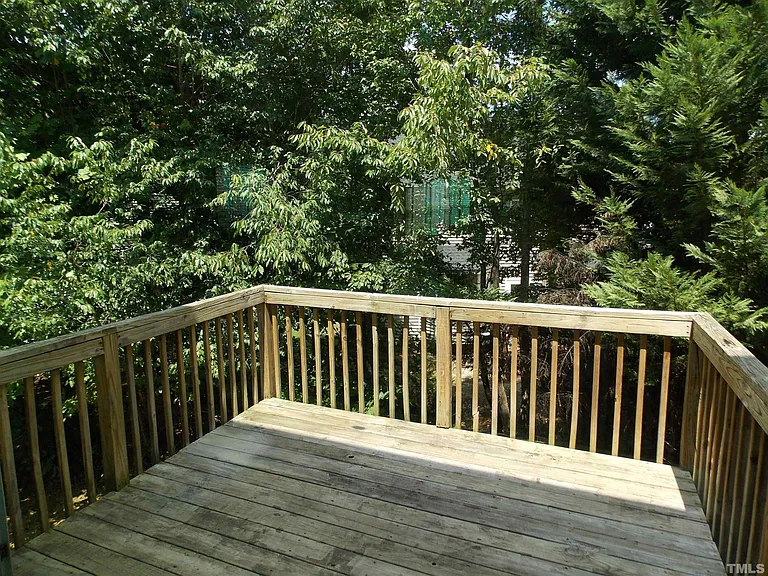2840 Barrymore St #105 — Photo 20