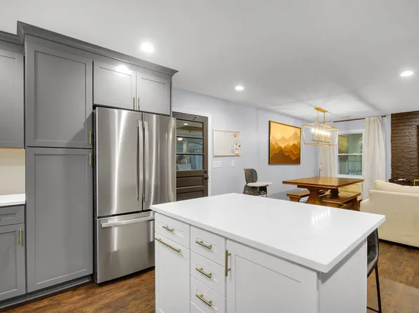 1215 Dowden St, Charleston, SC 29407