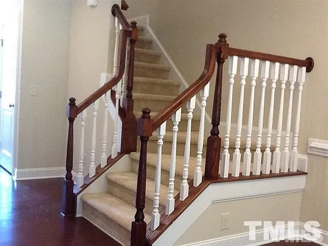 423 Talons Rest Way — Photo 5