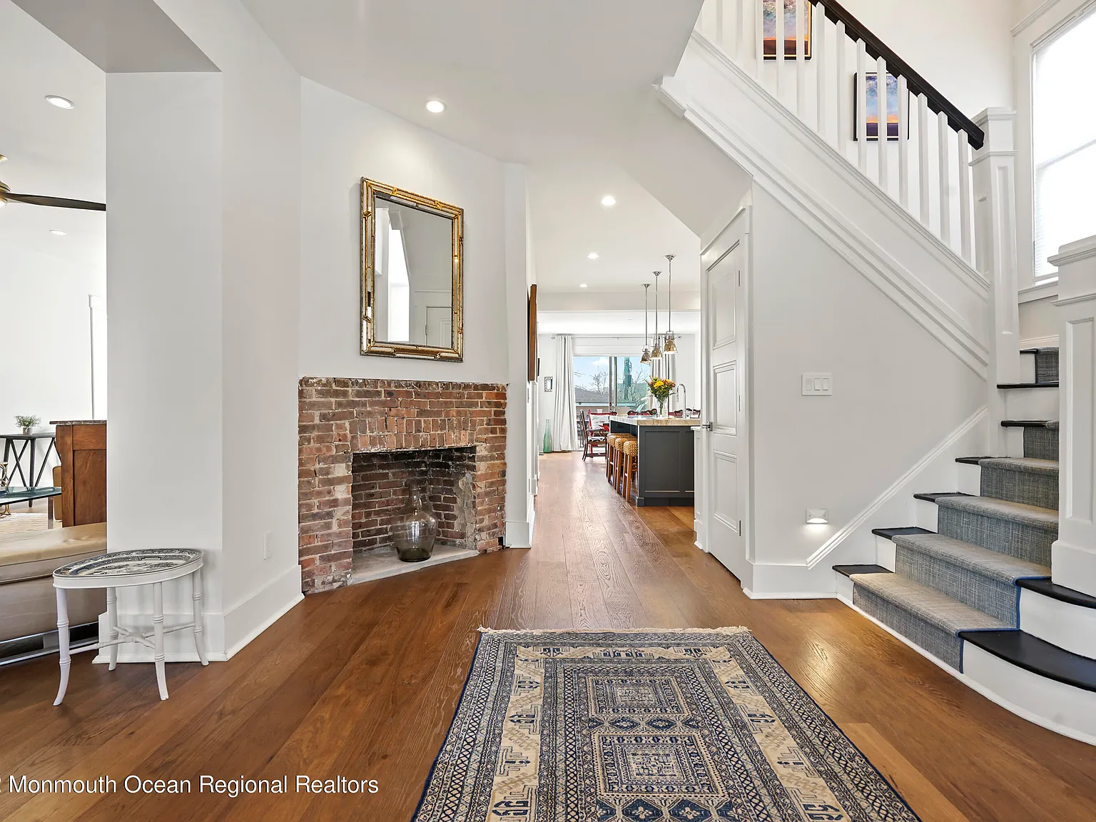 4 bed, 3.5 bath, 3082 sqft, $30,000 — Photo 3