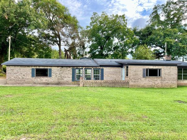 21 Brantley Ln, Brewton, AL 36426