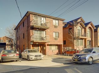 6121 169th St, Fresh Meadows, NY 11365