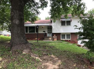 413 W North St, Warrensburg, MO 64093