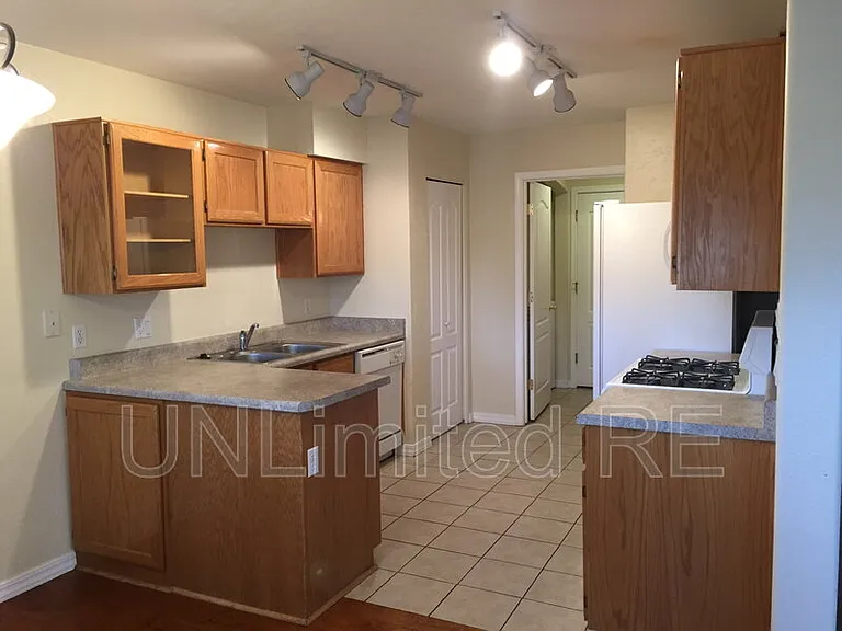 1753 W Legend Trl — Photo 6