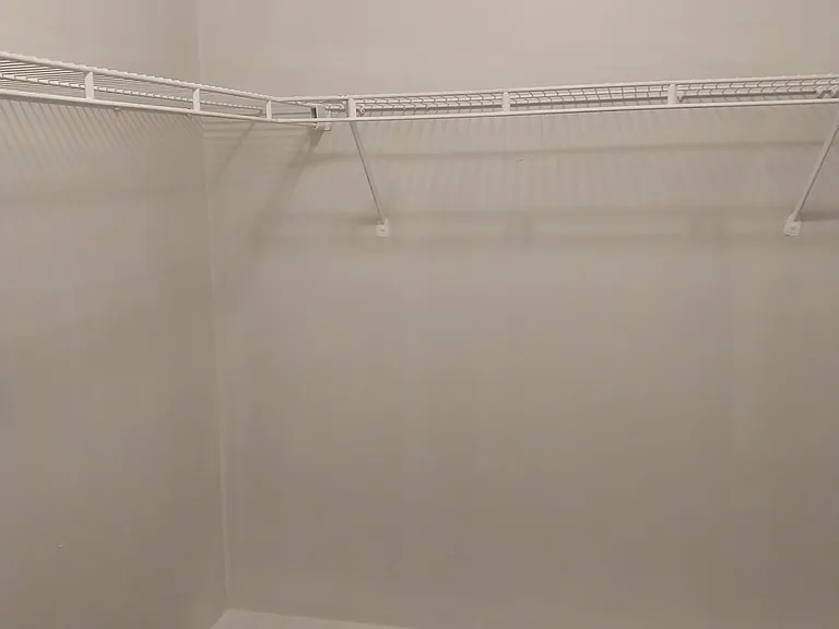 5691 Waterford Ct — Photo 13