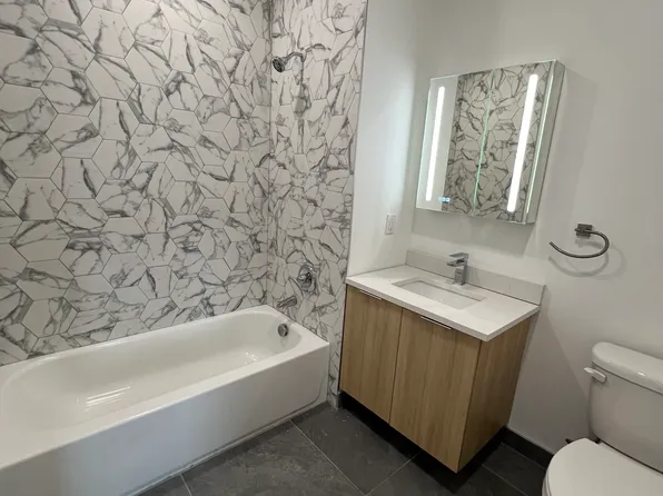 174 West 7th Street image 9 of 26