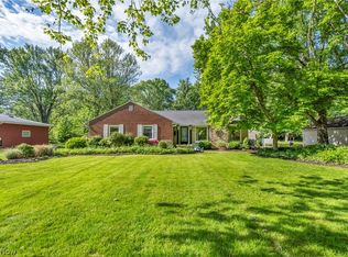 24804 Gessner Rd, North Olmsted, OH 44070