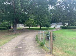 920 Hoods Mill Rd, Commerce, GA 30529