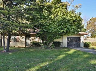 572 E Torrence Rd, Columbus, OH 43214