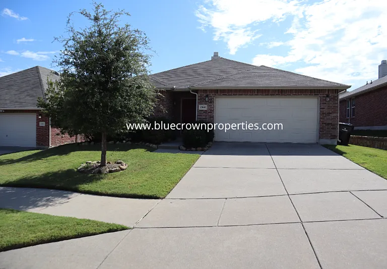 13049 Galaxy Dr — Photo 2