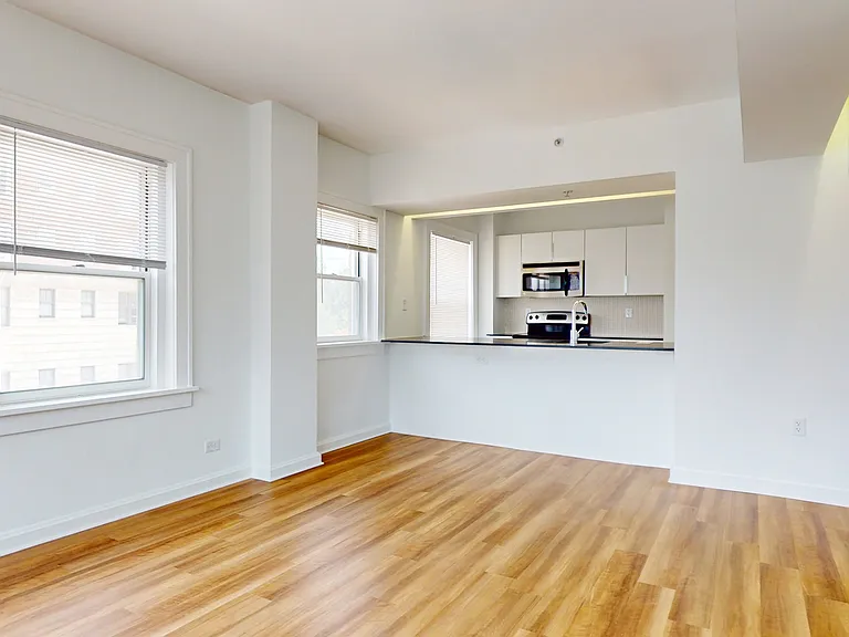 Dining/Living room