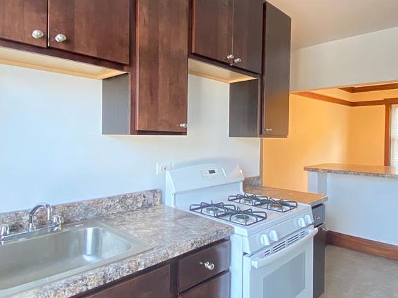 2nd image of 4451 W Dickens Ave #3W