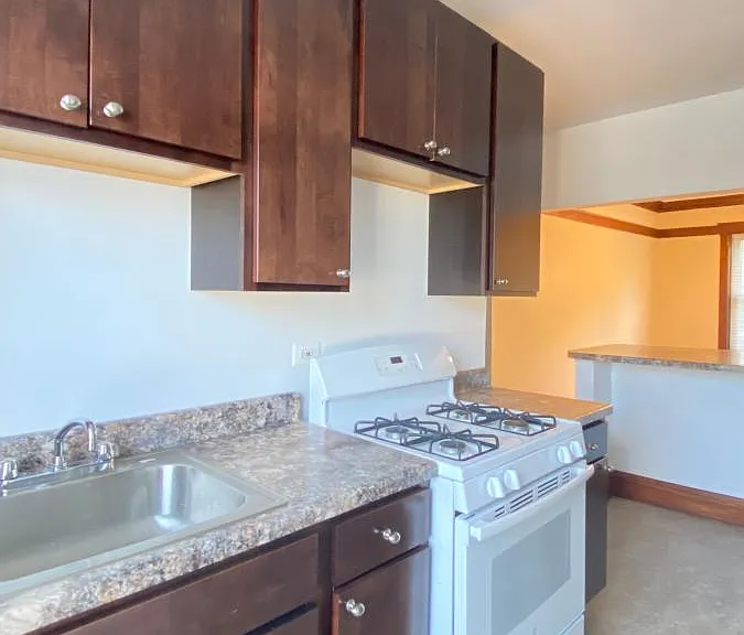 4451 W Dickens Ave #3W — Photo 2