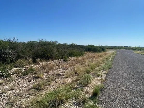 29 ROCKY HILLS CIR LOT D1, Uvalde, TX 78801