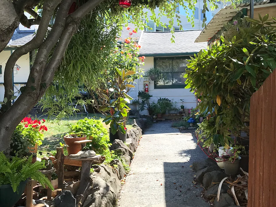 1707 NW Ione Pl #5127