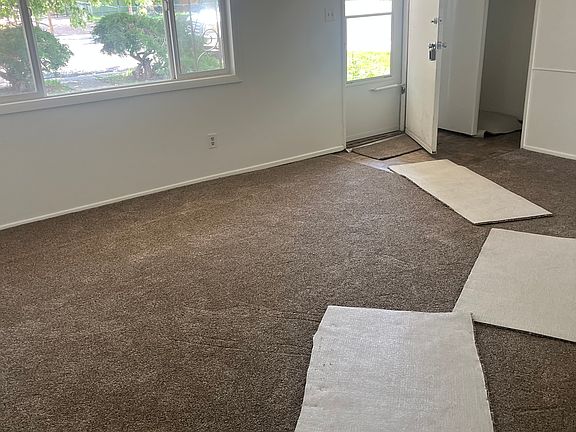 2nd image of 3216 N Institute St