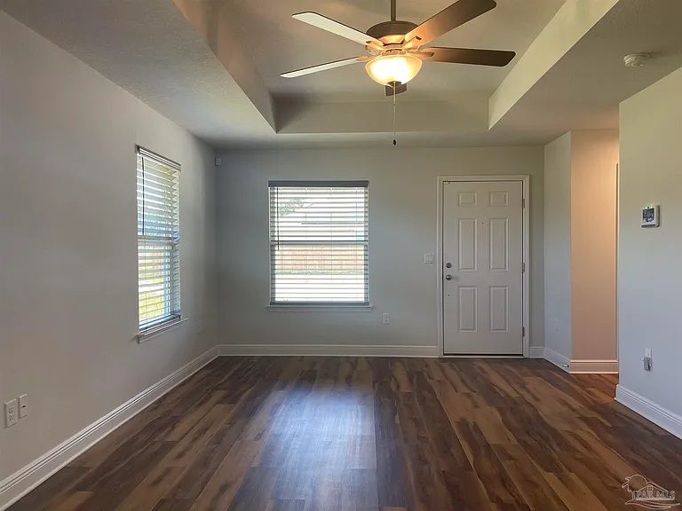 7130 Sonny Dr — Photo 4