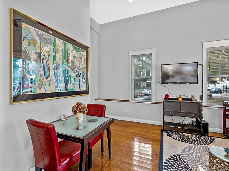 85 Bridge St #3 — Photo 3