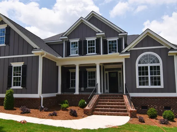 3424 Hampton Dr, Rocky Mount, NC 27804