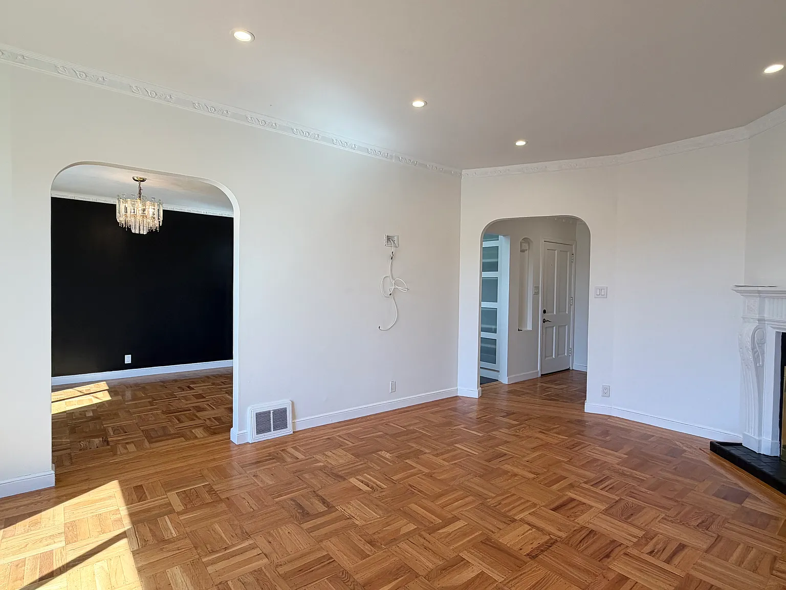 2 bed, 1150 sqft, $7,000 — Photo 4
