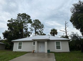 6054 N Moss Cir, Labelle, FL 33935