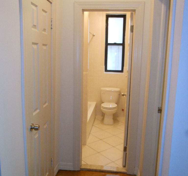 1st image of 1487 Teller Ave #Gb1