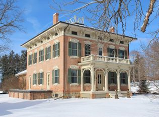 218 Monroe St, Saline, MI 48176