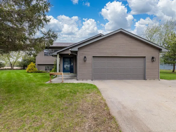 601 Millerman Pl, Amery, WI 54001