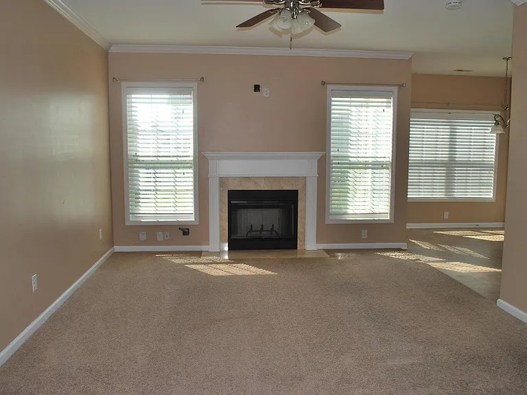 1064 Jouett Creek Dr — Photo 4