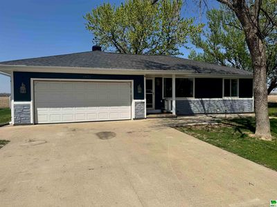 1471 220th St, Sergeant Bluff, IA, 51054