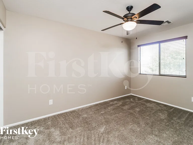 40133 W Sanders Way — Photo 12