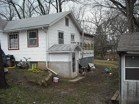 2nd image of 203 E Olive St