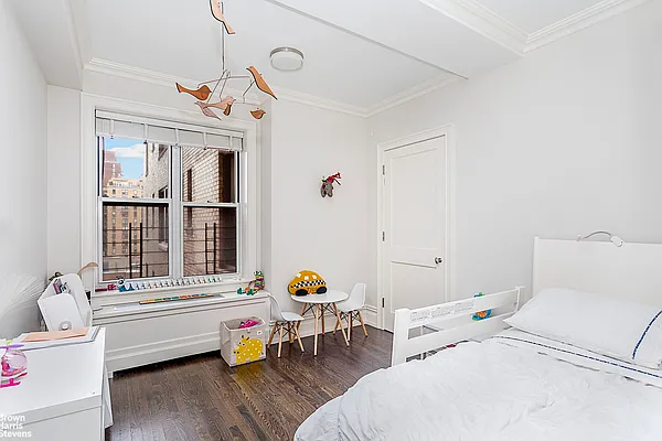 Rented by Brown Harris Stevens | media 38