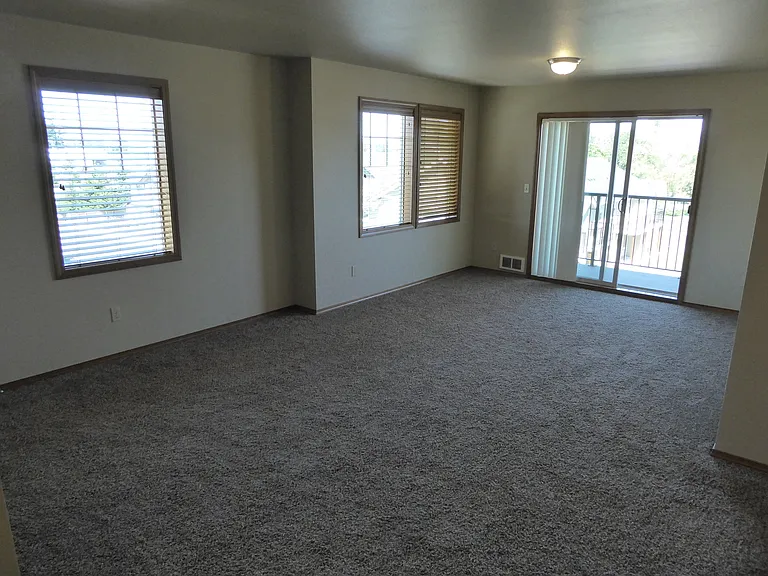2202 Mercedes Dr #104 — Photo 5
