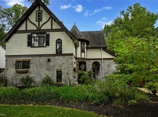 2416 Grant Ave, Cuyahoga Falls, OH 44223