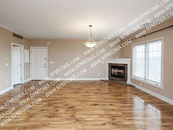 5th image of 14115 Airline Ave #6