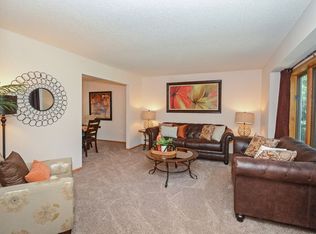 2498 Leyland Trl, Woodbury, MN 55125